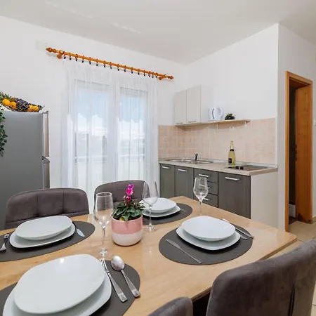 Mit Meerblick- 100m Vom Entfernt By Interhome Lejlighed